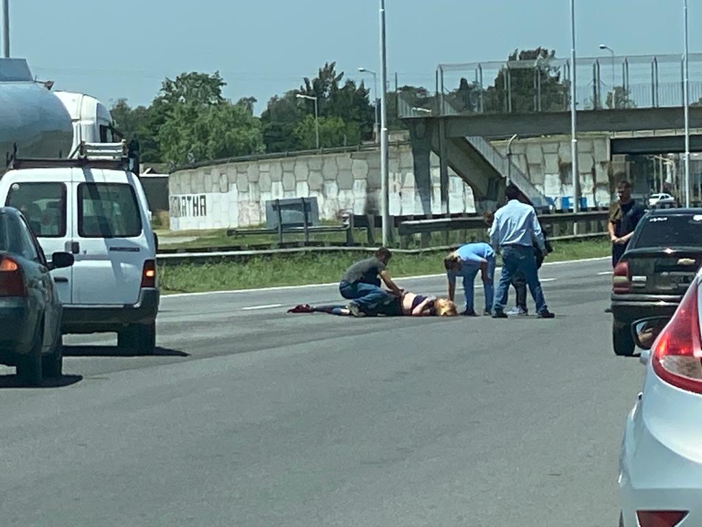 Accidente en Acceso Oeste deja a una mujer herida Noticias de Luján