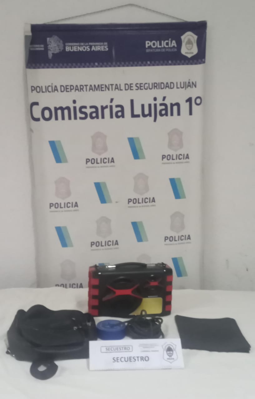 Dos Detenidos Por Cometer Un Robo Noticias De Luj N Bisemanario El Civismo